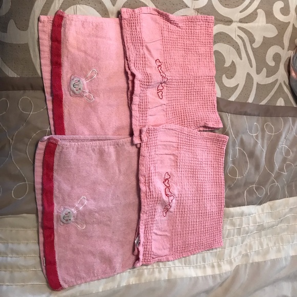 Other - Holiday Hand towels